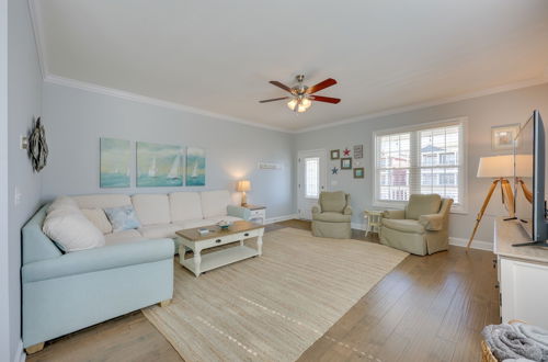 Photo 8 - Townhome w/ 2 Decks: Walk to Ocean