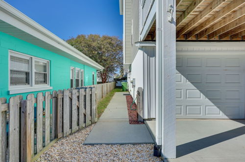 Photo 18 - Townhome w/ 2 Decks: Walk to Ocean