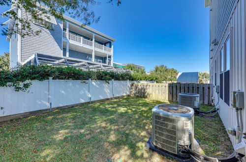 Photo 35 - Townhome w/ 2 Decks: Walk to Ocean