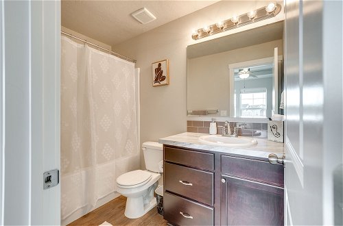 Foto 10 - Inviting Townhome in Boise w/ Community Amenities