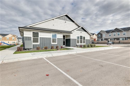 Foto 25 - Inviting Townhome in Boise w/ Community Amenities