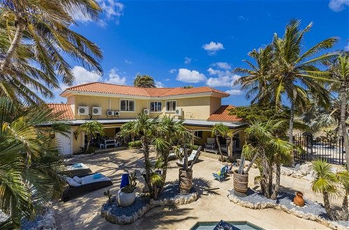 Foto 23 - Luxury 4br4ba Villa w Hottub Pool Ocean Views