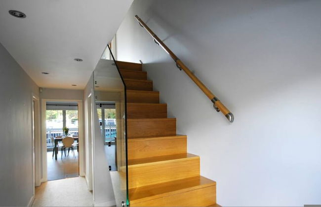 The Oars - Riverfront Property - From 300 Per Night - Foto 21