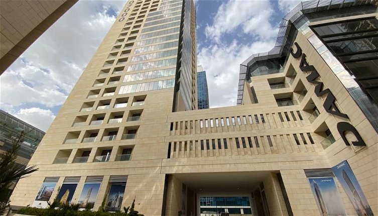 Photo 1 - Luxury Furnished Apartment - Damac Tower