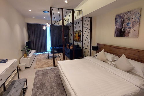 Photo 9 - Luxury Furnished Apartment - Damac Tower