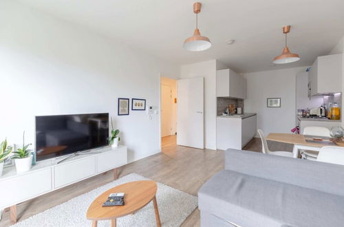 Photo 15 - Stunning 1bedroom Flat W/balcony - Surrey Quays