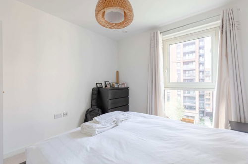 Photo 4 - Stunning 1bedroom Flat W/balcony - Surrey Quays