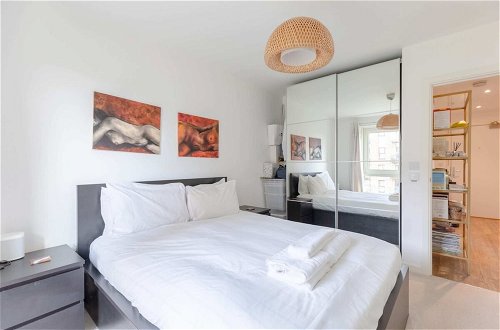 Foto 5 - Stunning 1bedroom Flat W/balcony - Surrey Quays