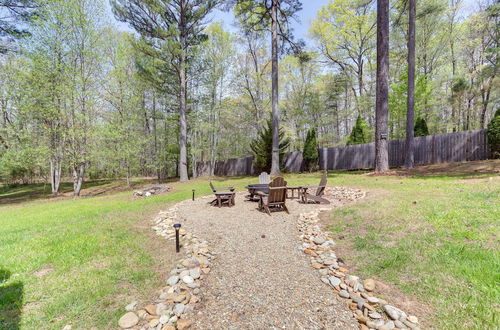 Foto 3 - Blairsville Cabin in the Pines 1 Mi to Lake