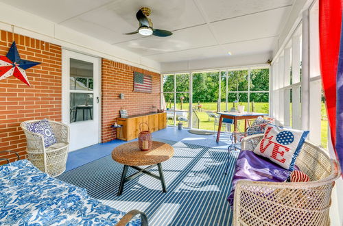 Foto 3 - Pet-friendly Douglasville Home w/ Screened Porch