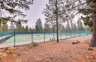 Foto 2 - Sunriver Vacation Rental w/ Resort Amenities