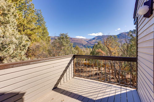 Foto 30 - Stunning Durango Retreat w/ Decks & Fireplace