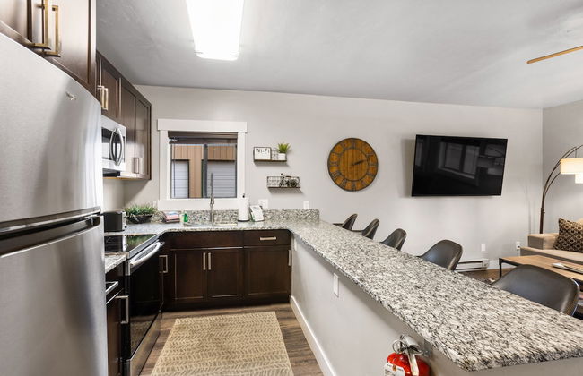 The Yellowstone Hideaway Unit B - Foto 8
