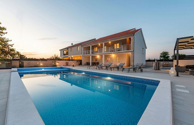 Villa Milemare - Foto 1