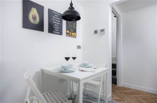 Photo 9 - Central Plymouth 2Bed Apartment-Sleeps 4
