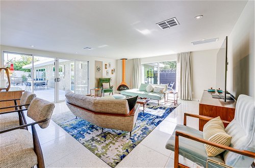 Photo 9 - Luxe Palm Springs Home - Close to Downtown