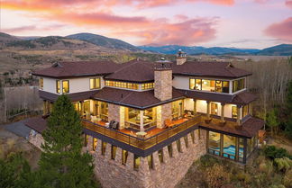 Photo 1 - Topaz Estate by Avantstay Luxe Home, Pool + View