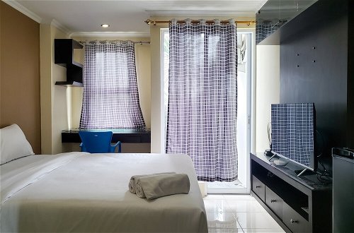 Photo 7 - Elegant And Comfy Studio Apartment Belmont Residence Puri