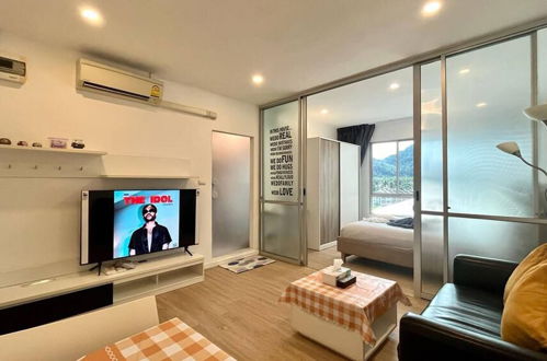 Foto 5 - Top Floor One Br Apartment Between Patong/hkt City