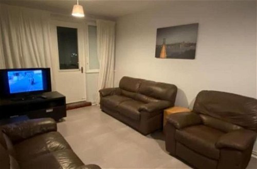 Foto 5 - Room in Apartment - Normanton - Family Room With Balcony