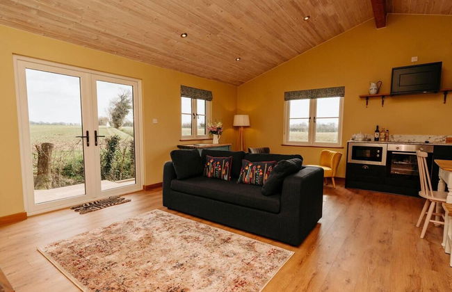 Impeccable 2-bed Cottage Near Woodbridge - Foto 1