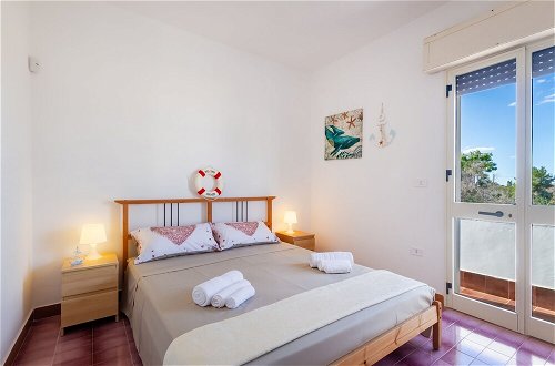 Foto 7 - Porto Cesareo Air-conditioned Villa Sleeps 12 Torre Cesarea