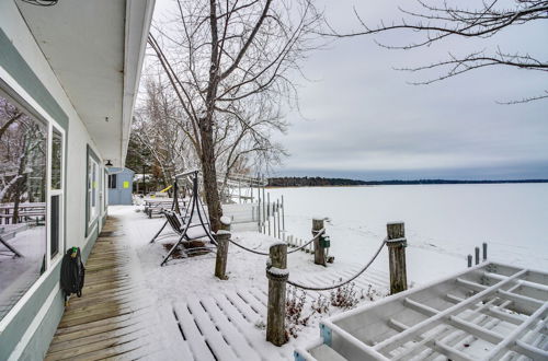 Foto 25 - Cabin on Lake Hubert w/ Private Deck + Boat Dock