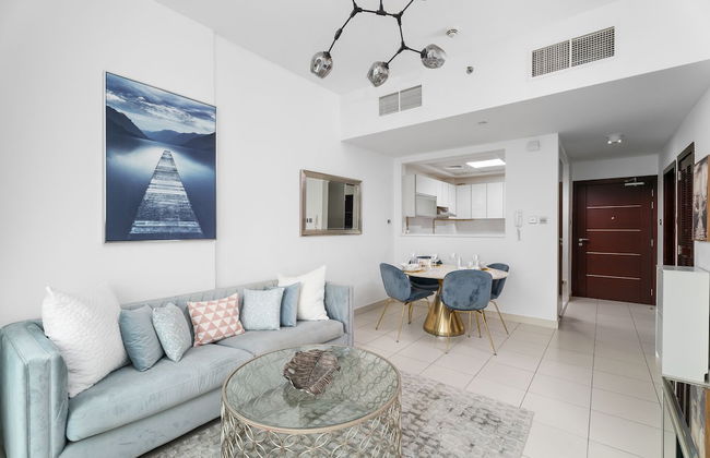 Nasma Holiday Homes - Glitz 3 Tower 2 - Photo 8