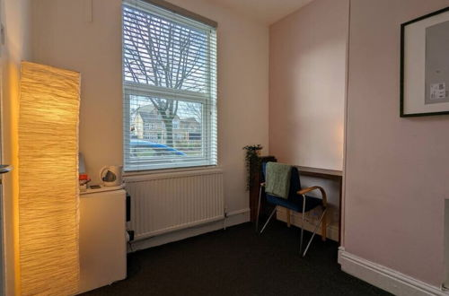 Foto 17 - Warm & Calming 3BD Holiday Home - Salford