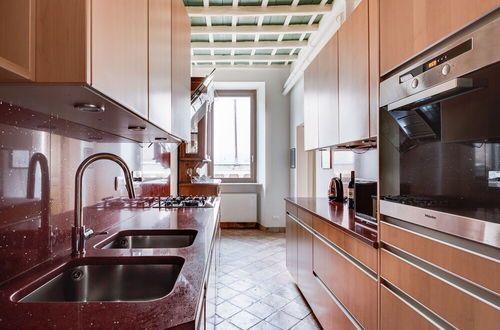 Photo 11 - Pantheon Luxury Enchanting Apartment