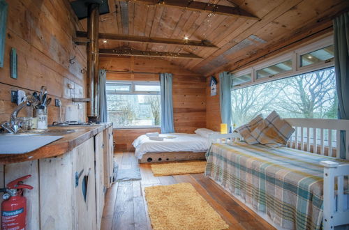 Photo 5 - The Hygge Hut - 1 Bed - Freshwest Beach Retreat