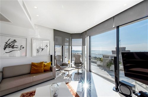 Photo 1 - Aria Seafront apt with White Tower view