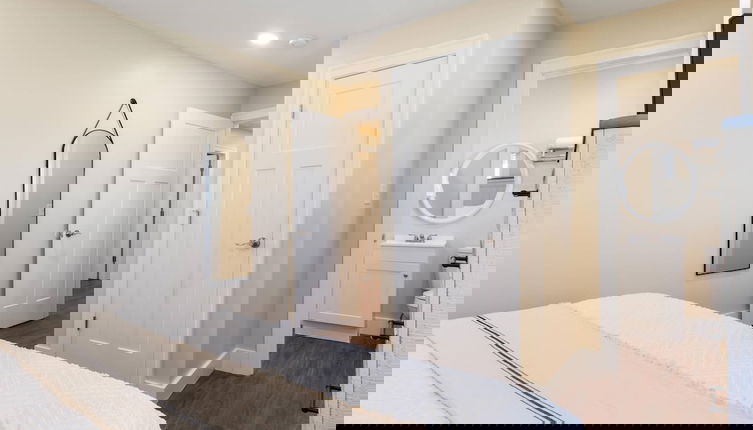 Photo 1 - Diana's Place