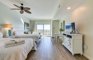 Foto 1 - Destin Resort Studio w/ Pool - Walk to Beach