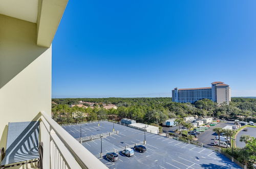 Photo 7 - Destin Resort Studio w/ Pool - Walk to Beach