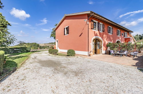 Photo 37 - Maramaldo Sassicaia, Shared Pool, Chianti