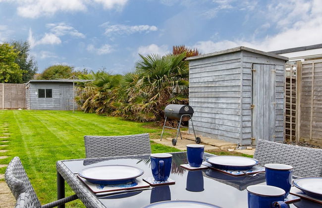 Bright Modern 4 br House 100 Metres From Beach - Foto 4