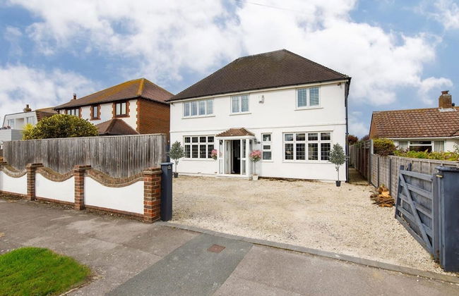 Bright Modern 4 br House 100 Metres From Beach - Foto 58