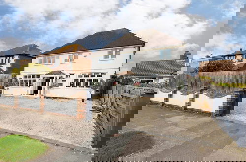 Foto 58 - Bright Modern 4 br House 100 Metres From Beach