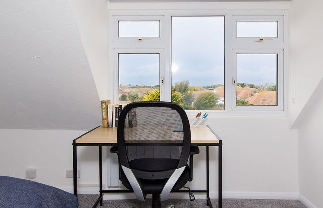 Bright Modern 4 br House 100 Metres From Beach - Foto 38