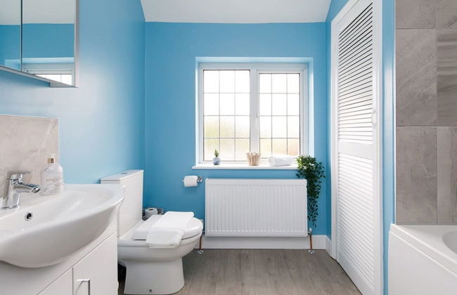 Bright Modern 4 br House 100 Metres From Beach - Foto 73