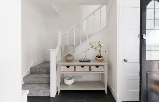 Bright Modern 4 br House 100 Metres From Beach - Foto 70