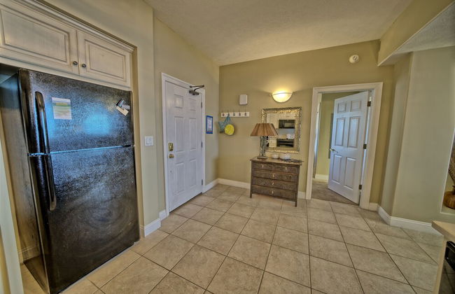 Luxurious High-Rise Condo with Direct Beach Access & Beachside Pool - Unit 2105 by RedAwning - Foto 26