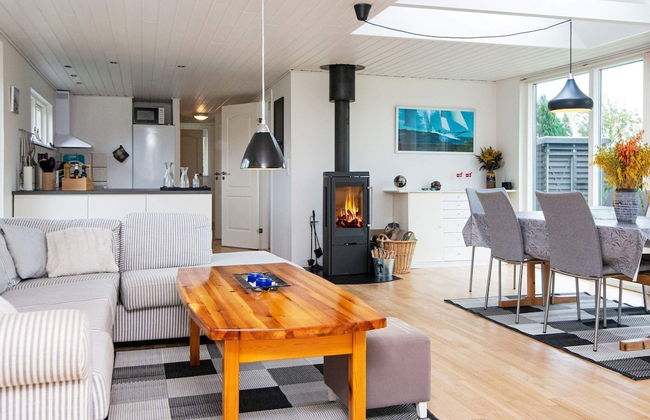 6 Person Holiday Home in Odder - Foto 5