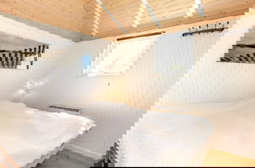 Photo 16 - 6 Person Holiday Home in Vaeggerlose