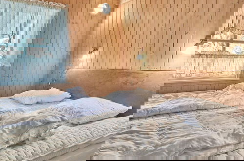 Foto 3 - 6 Person Holiday Home in Nexo