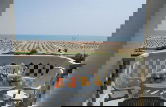 Foto 3 - Comfy Seafront Studio With Terrace