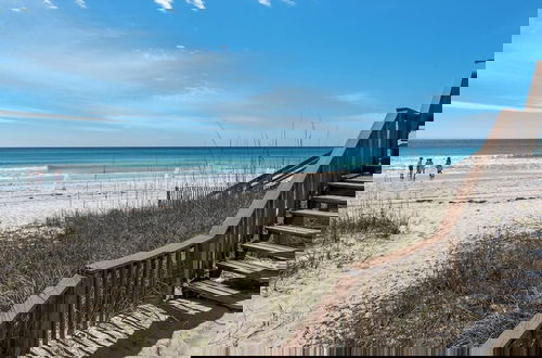 Foto 41 - Gulf Front: Steps to Beach ~ Minutes to Rosemary ~ Free Beach Setup!