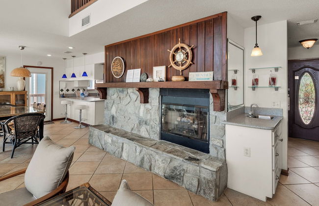 Gulf Front: Steps to Beach ~ Minutes to Rosemary ~ Free Beach Setup! - Foto 15
