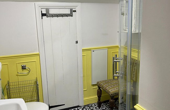 Stunning 2-bedroomed Cottage - Foto 14